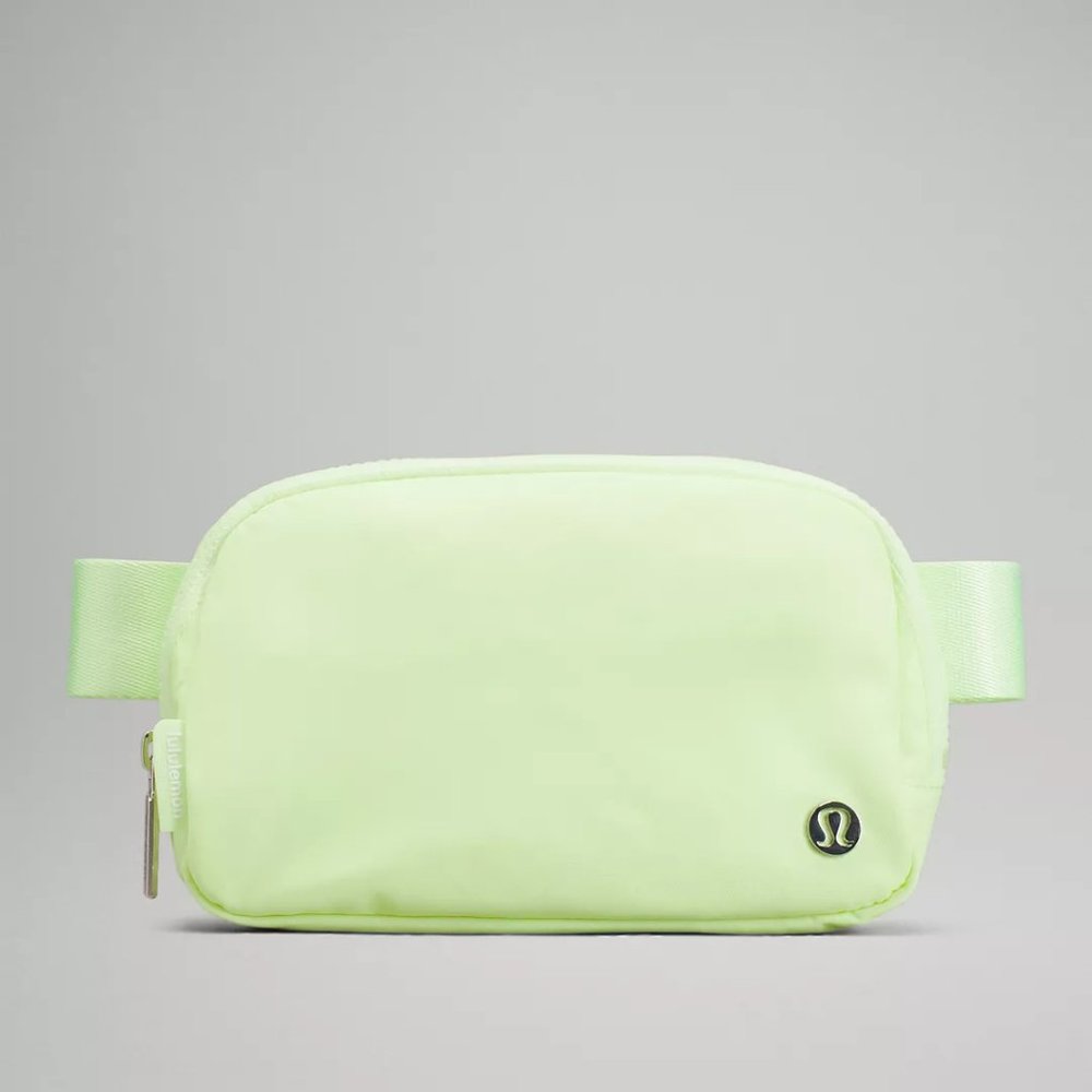 NWT 💚 Lululemon Everywhere Belt Bag - Neon Yellow